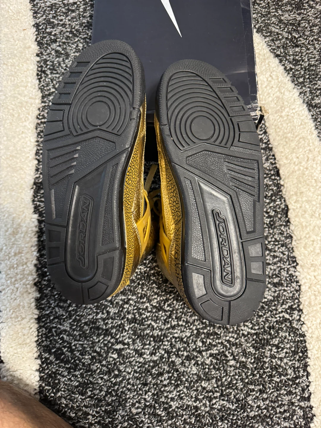 Gold Air Jordan spizike Nike I’d - photo 5