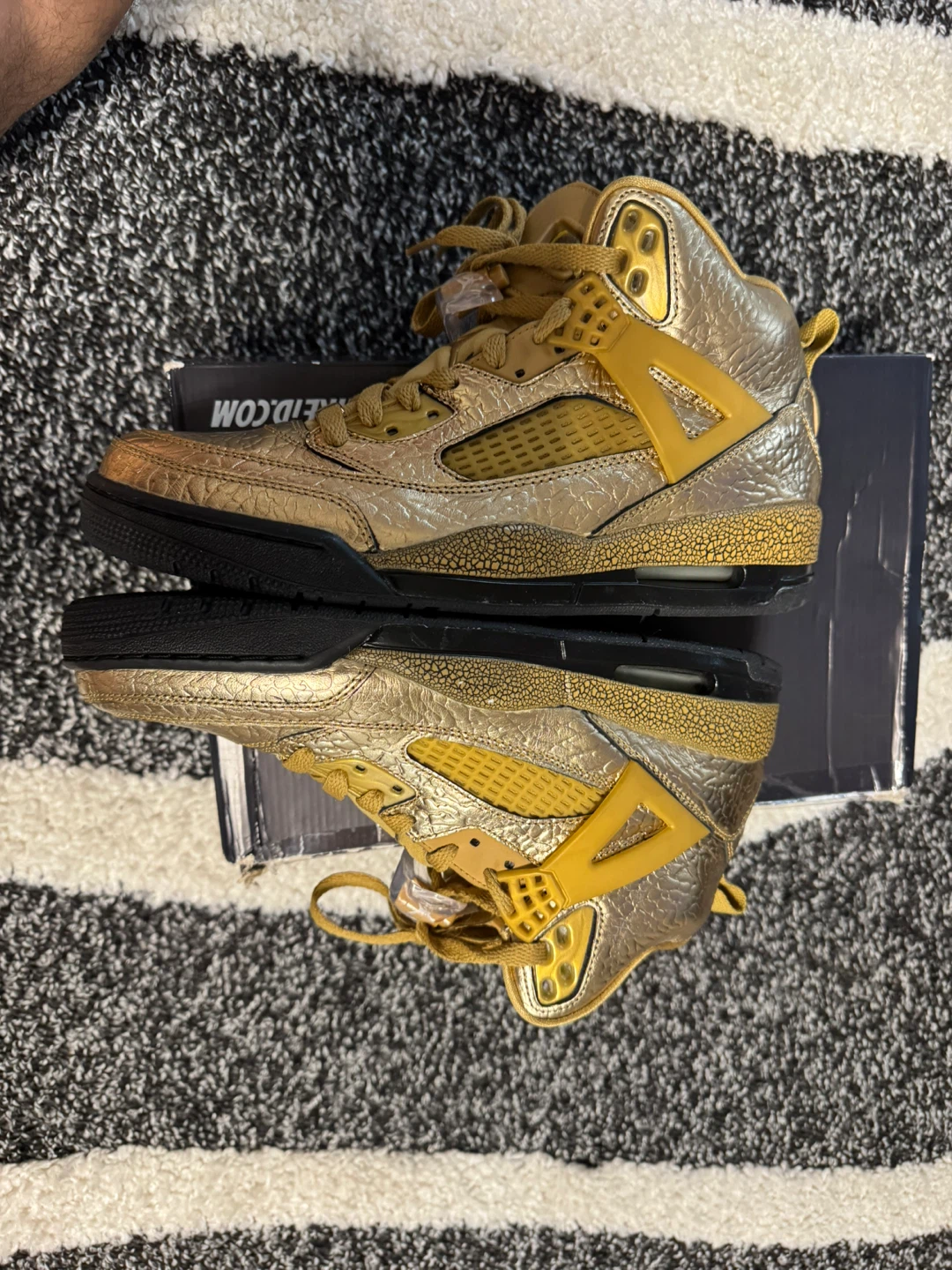 Gold Air Jordan spizike Nike I’d - photo 4