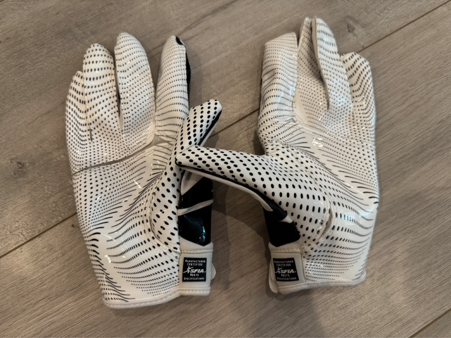 Wilson NFL Stretch Fit Receiver Gloves - Adult, White/Black - photo 4