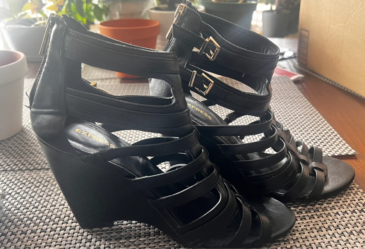Express Black Wedge Gladiator Heels size 7 - photo 3