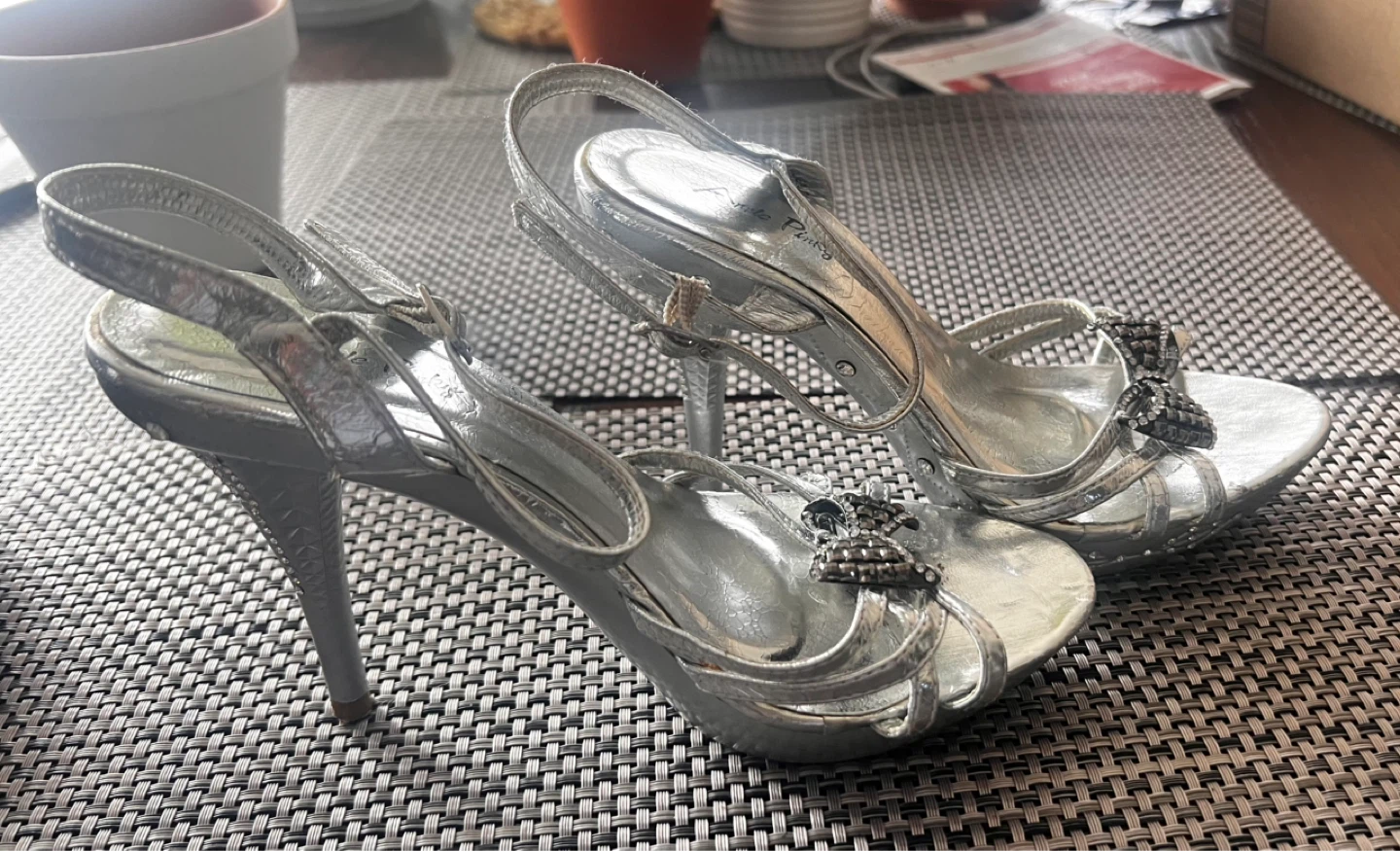 Silver Women's Heels size 7 - photo 3