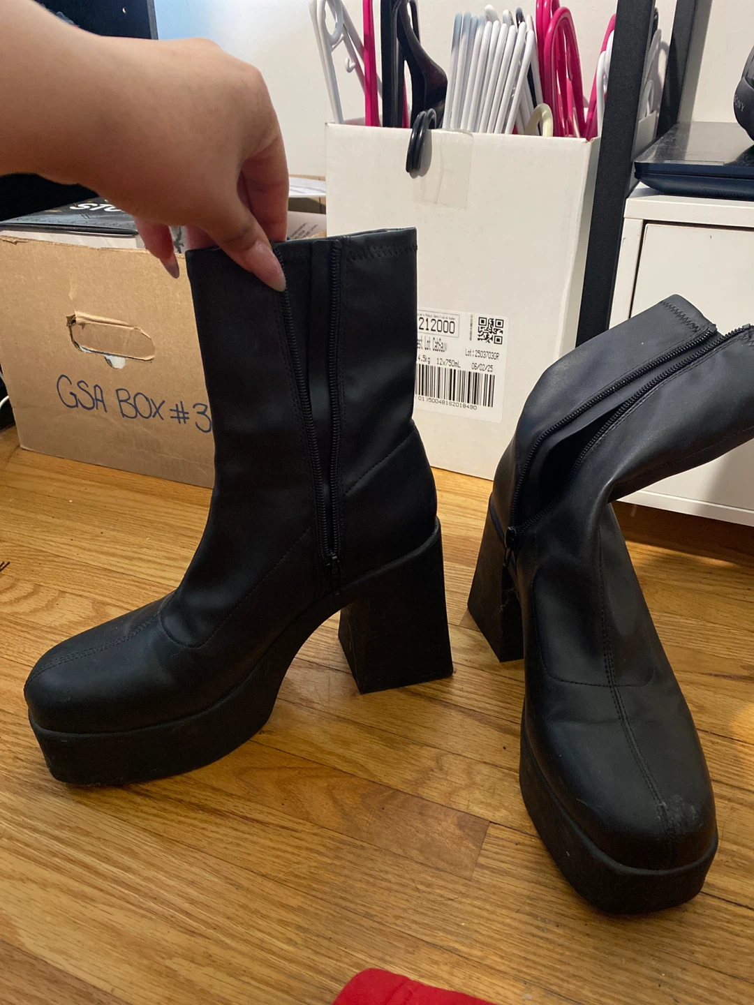 Black Platform Ankle Boots - photo 2