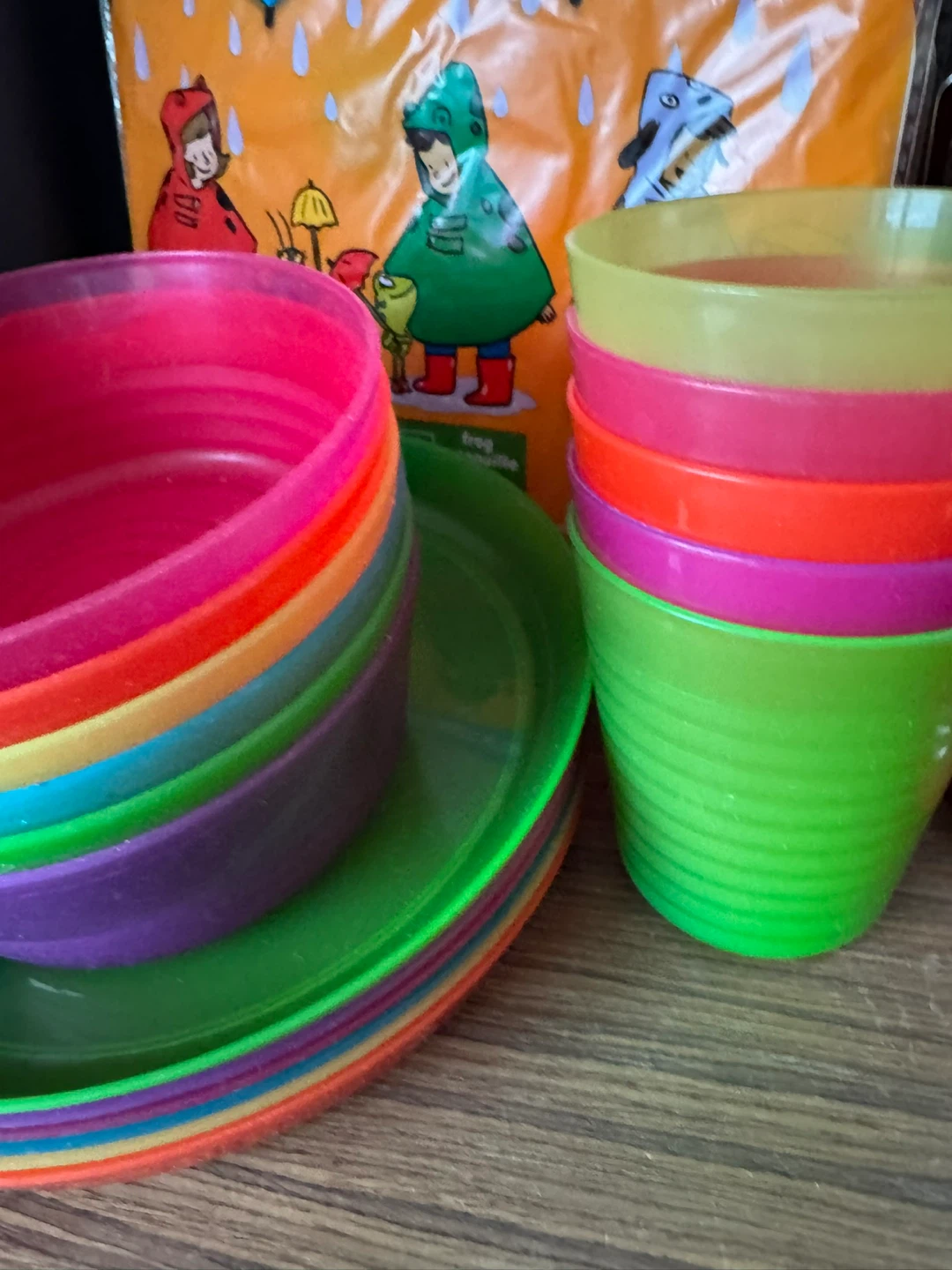 Rainbow Plastic Bowls and Plates Set