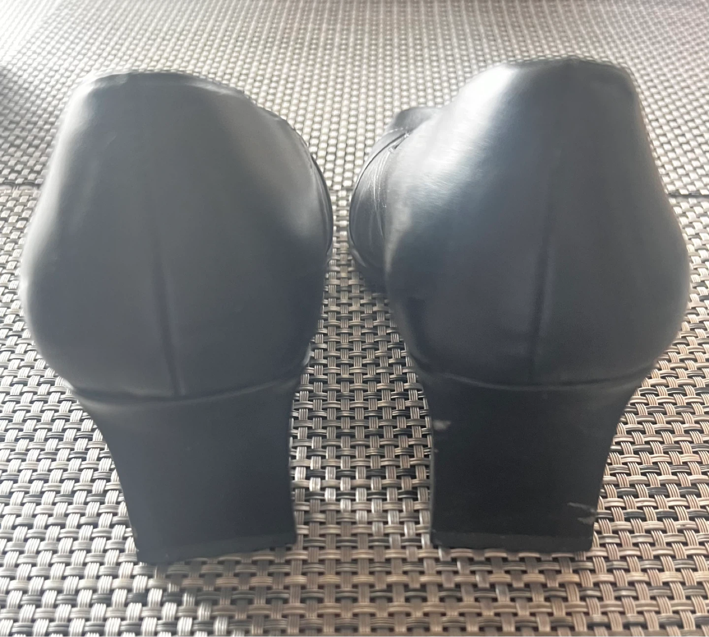 Jessica Black Heeled Pumps Size 7 - photo 4