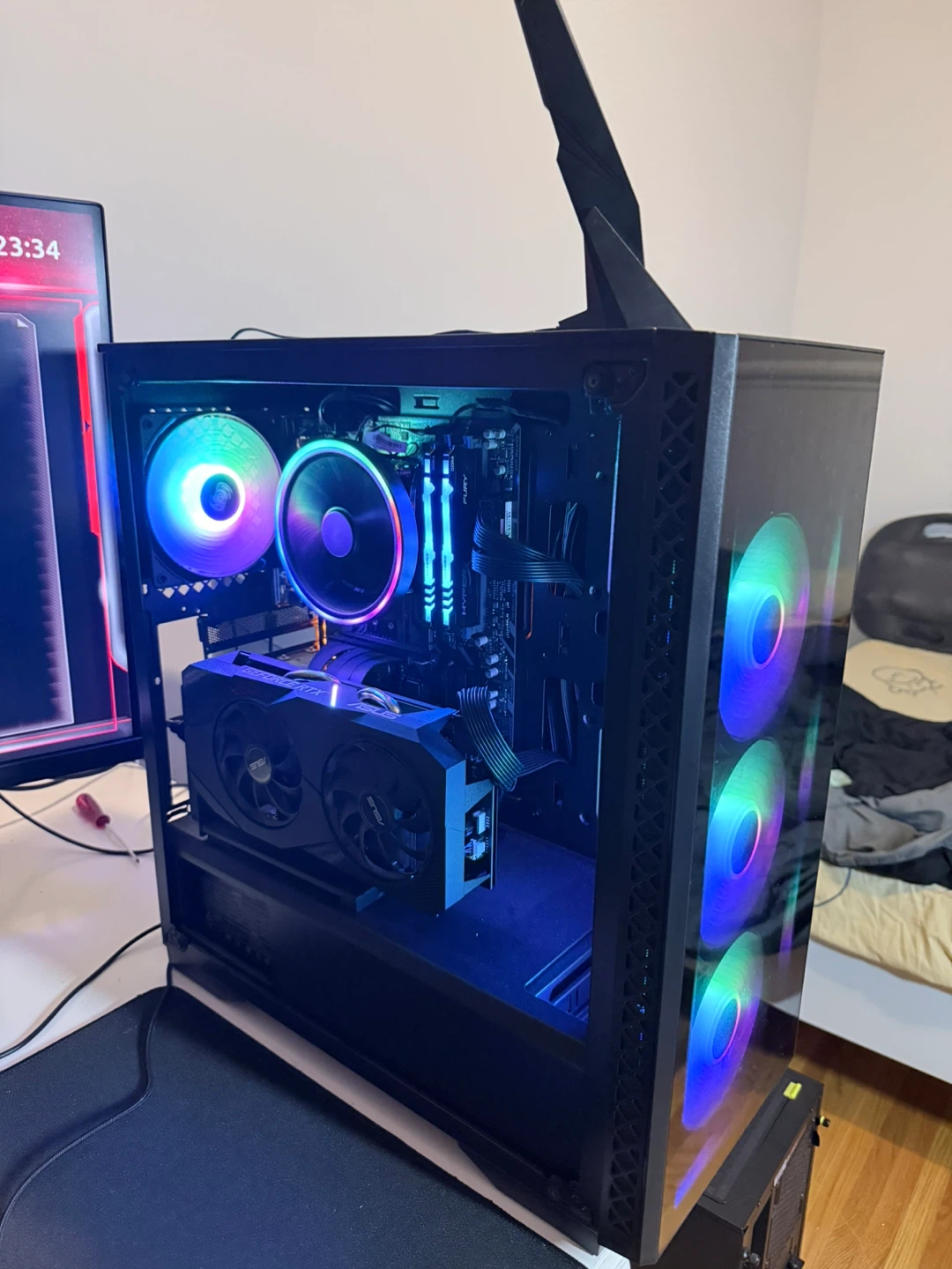 GAMING PC RTX 2060 8GB / RYZEN 5 3600 / RAM 16Gb / SSD 256GB