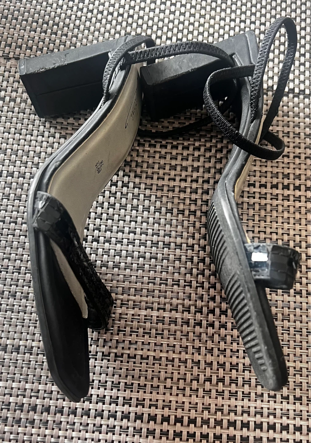 L.A.M.I. Black Strappy Heels Size 7.5 - photo 3