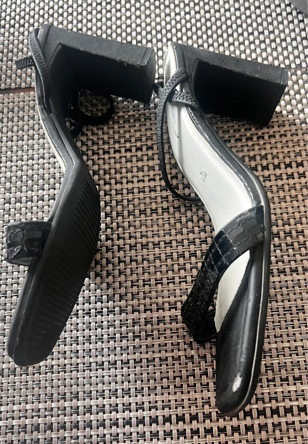 L.A.M.I. Black Strappy Heels Size 7.5 - photo 2