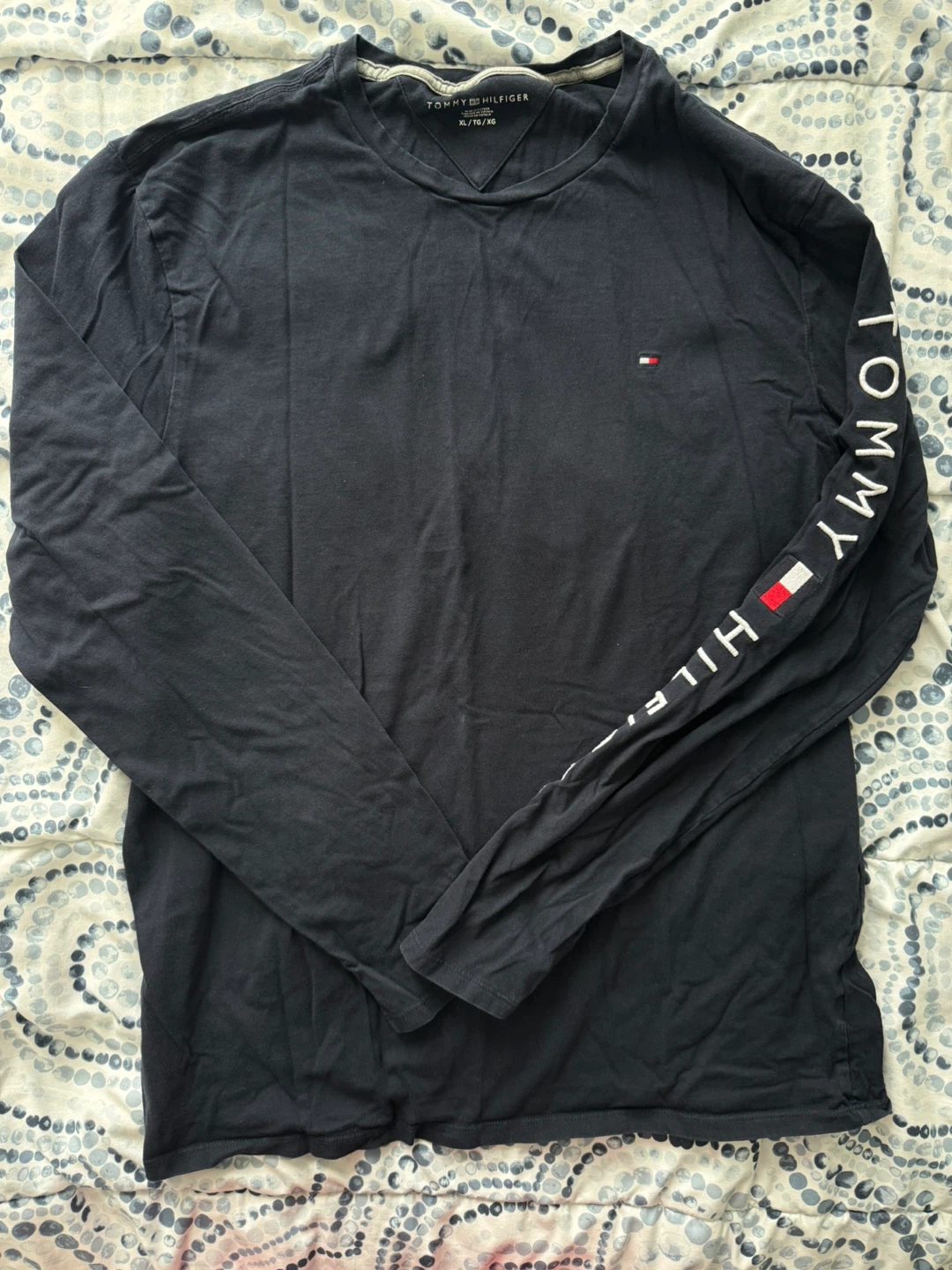 Tommy Hilfiger Men's Long Sleeve T-Shirt - Navy XL