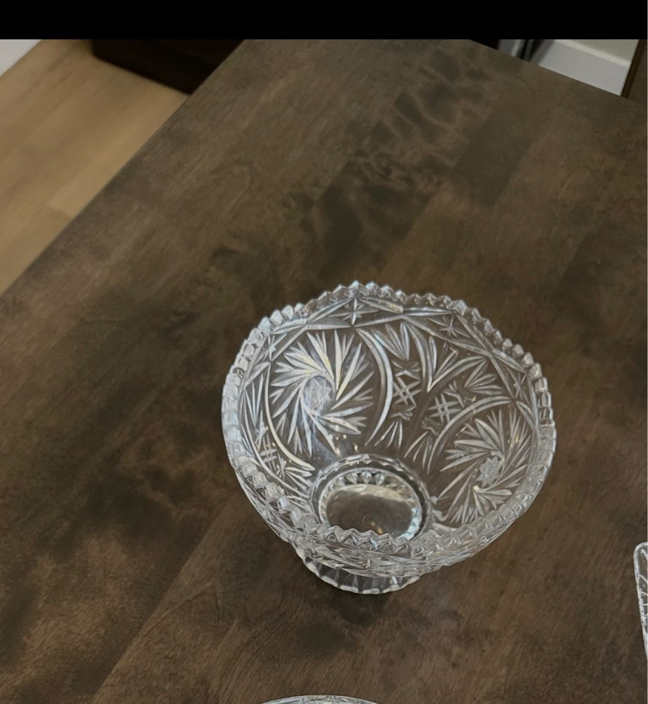 *Moving Sale* Pinwheel cut crystal glass bowl