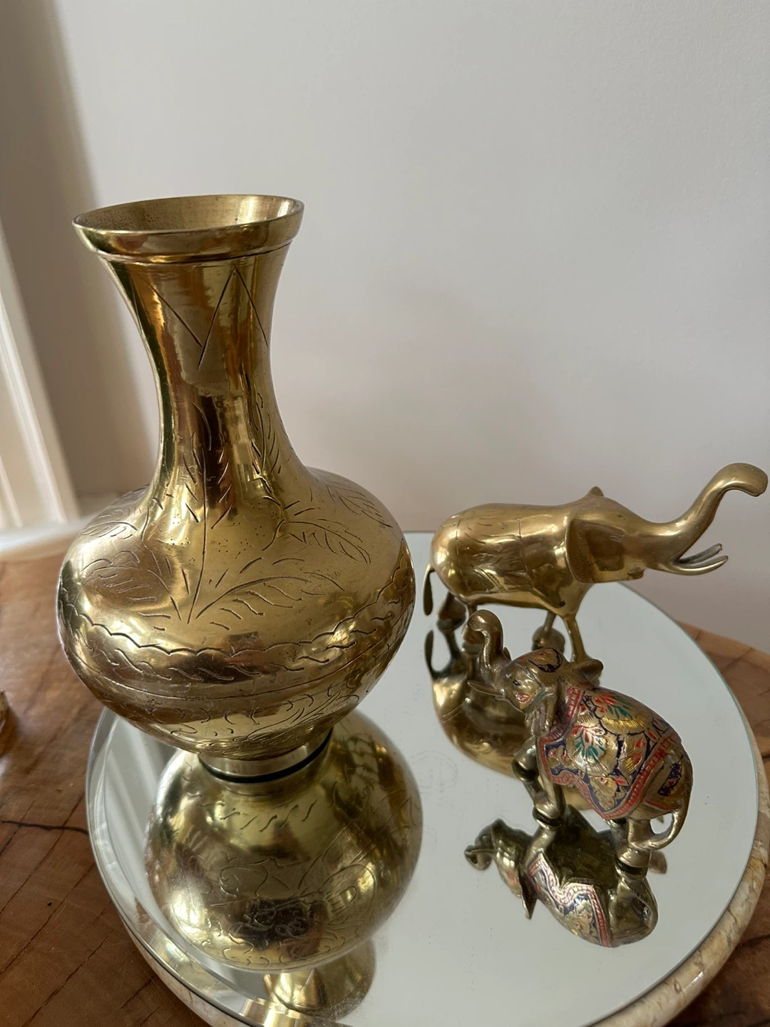 Brass Vase  and 2 Elephants - photo 2