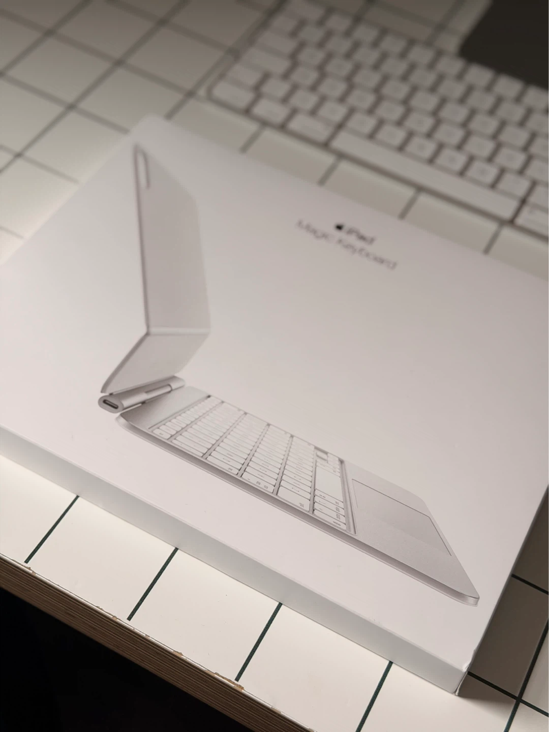 iPad Pro 11” Magic Keyboard M4/M5 — BRAND NEW