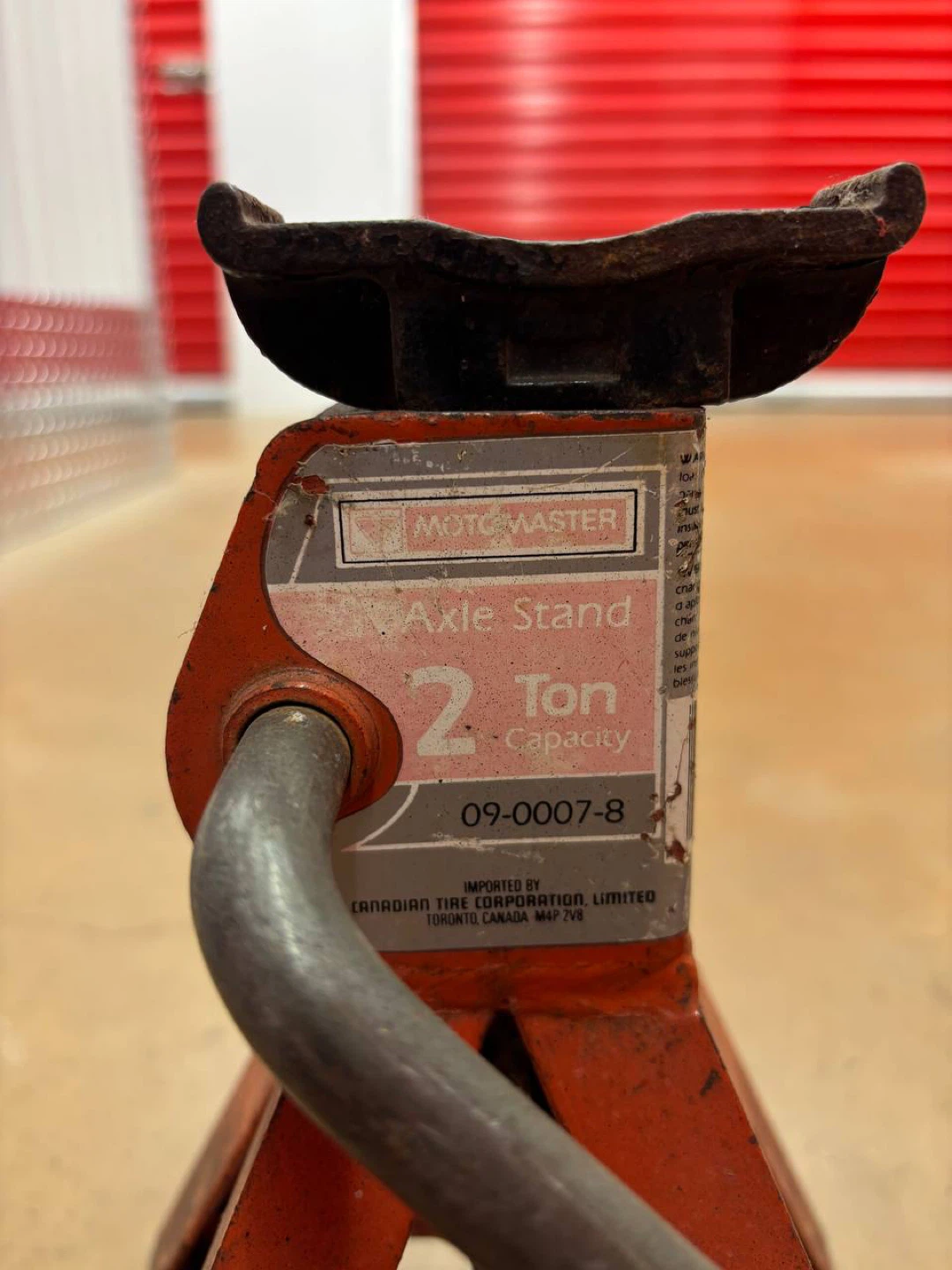Motomaster 2 Ton Axle Stands (Pair) - photo 2