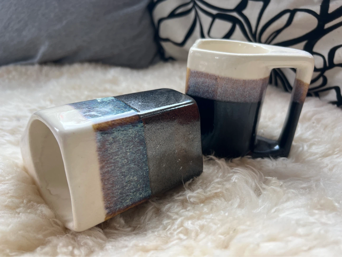 Set of 2 Unique Ceramic Mugs - photo 4