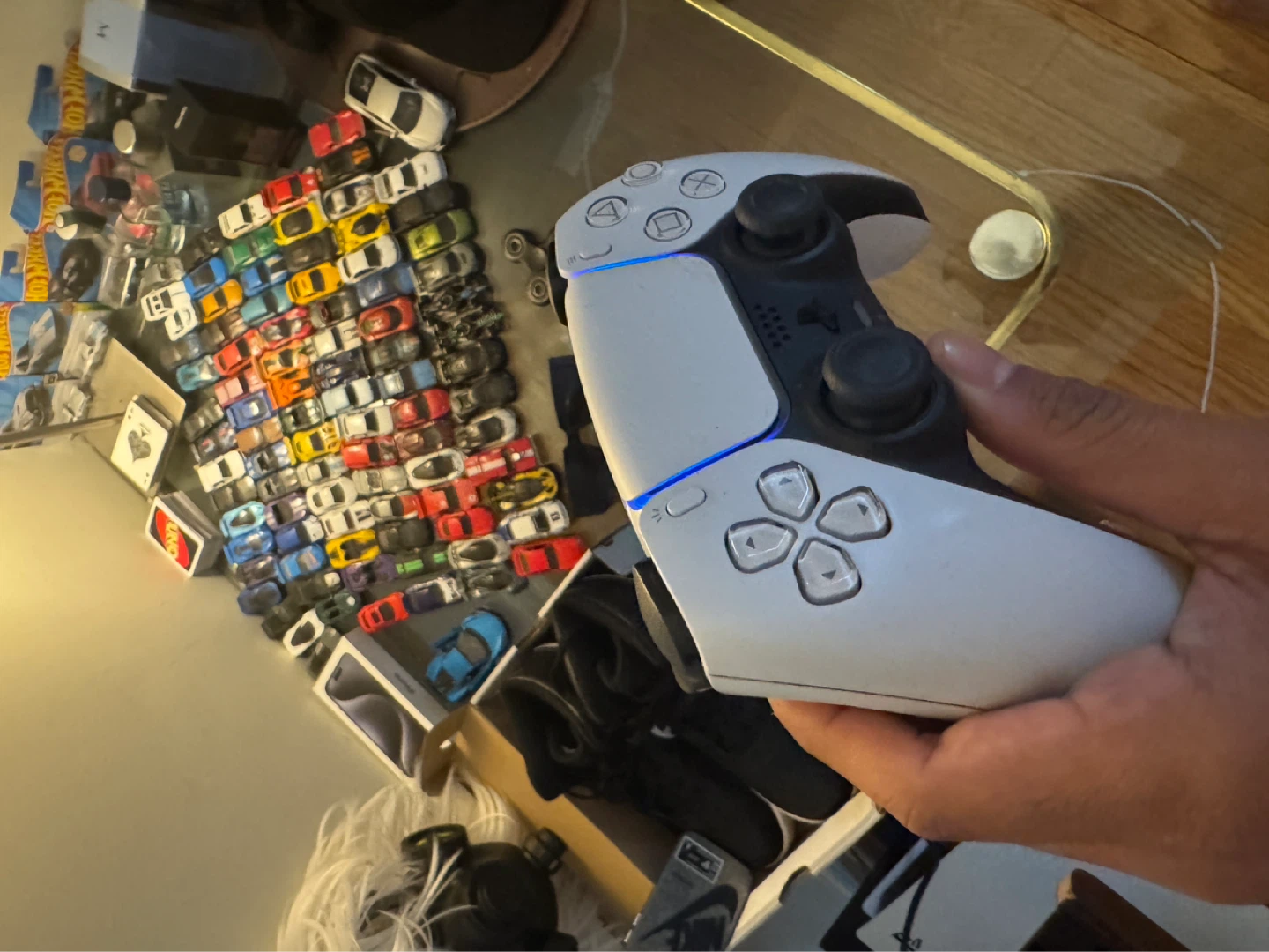 Sony PlayStation 5 DualSense Wireless Controller - photo 4