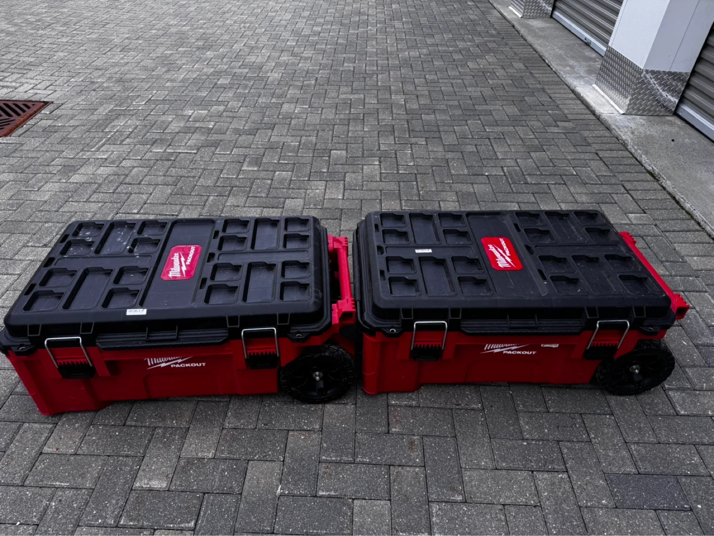 Milwaukee PACKOUT Rolling Tool Chest - photo 2