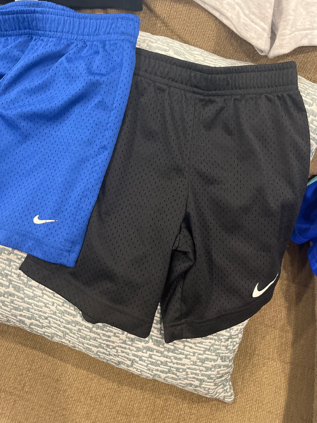 Kids Athletic Shorts: Nike & Hurley bundle - photo 4
