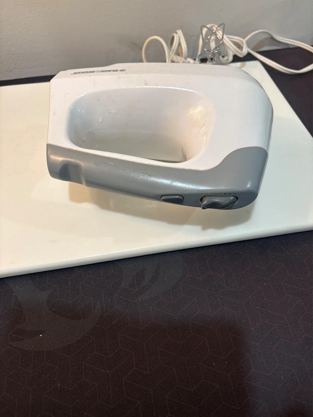 Black & Decker Hand Mixer - photo 3