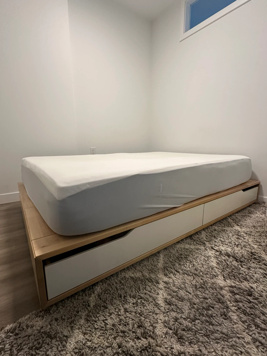 Full-size Wooden Platform Bed Frame with Storage Drawers
