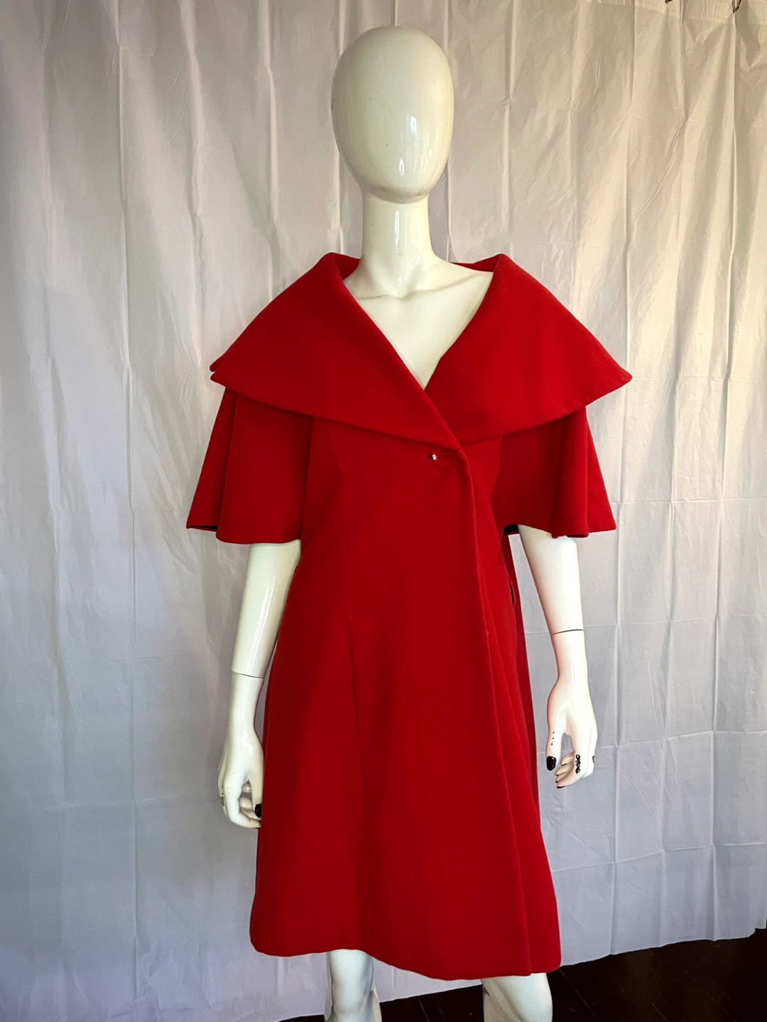Women's Red Cape Coat - photo 3