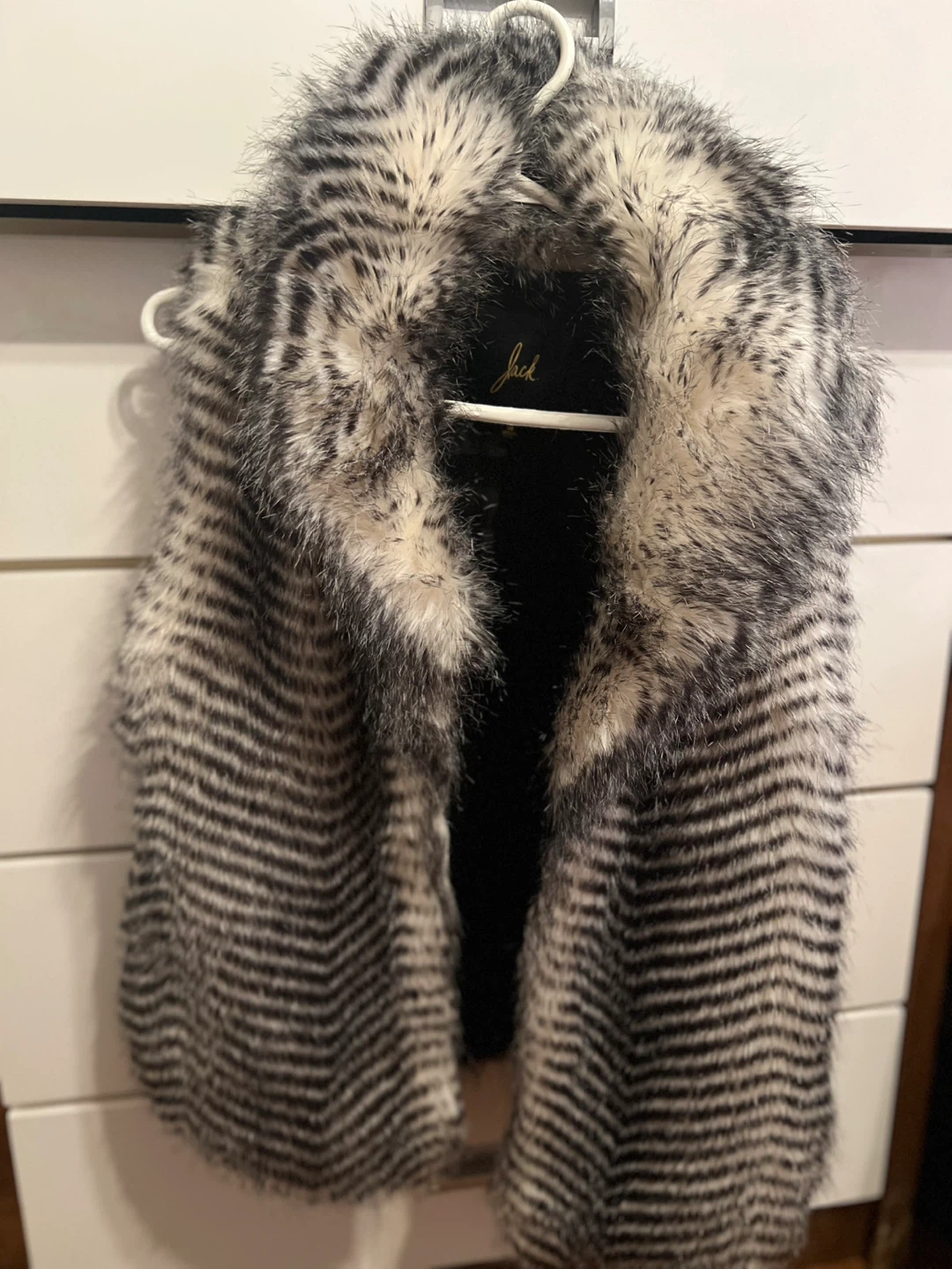 Jack faux fur vest