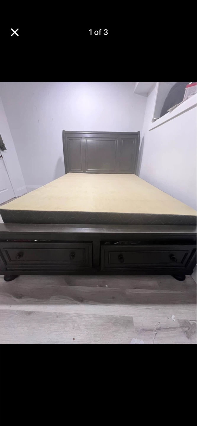 Queen Size bed frame - photo 2