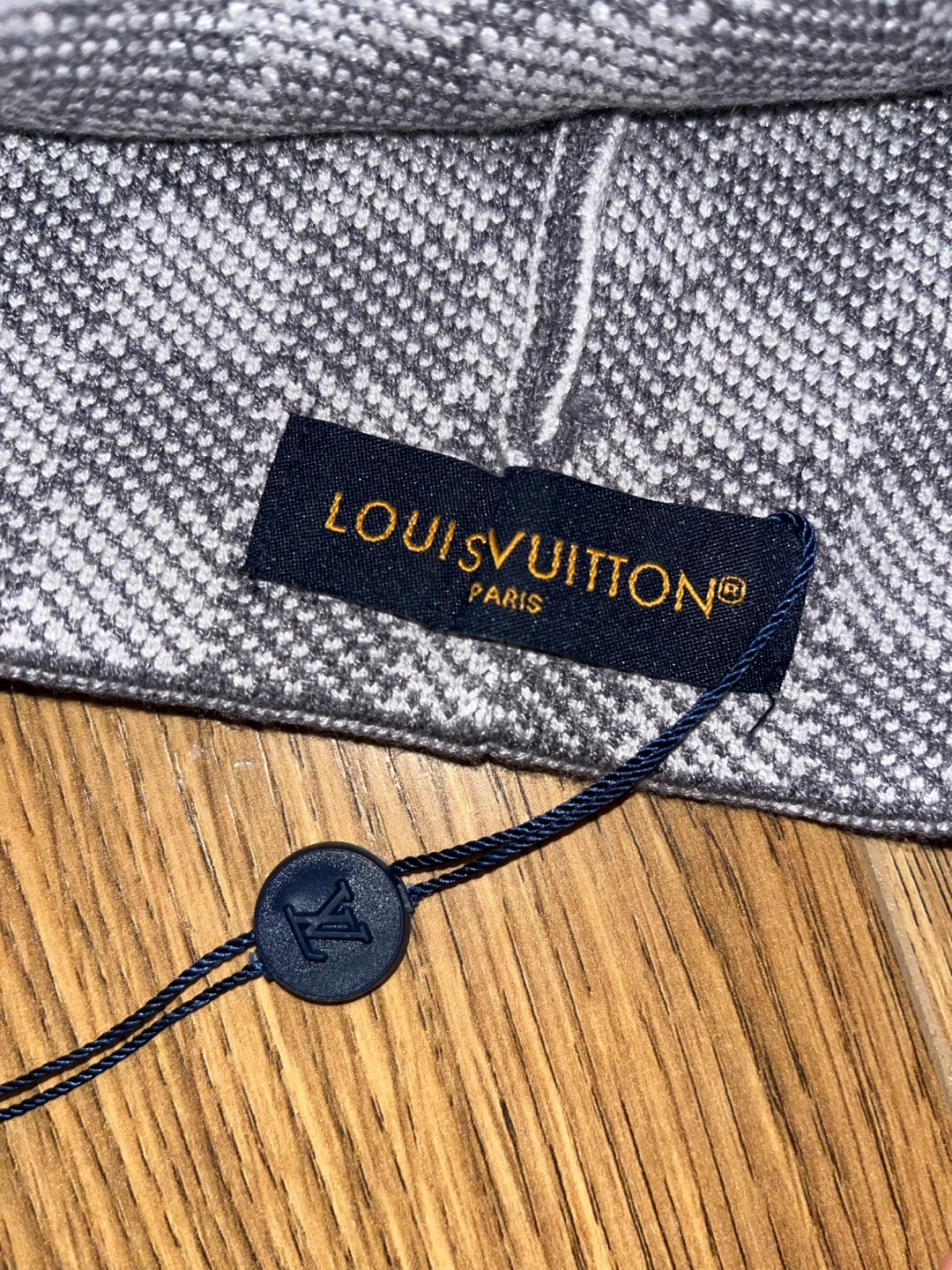Louis Vuitton Beanie Hat Grey Monogram Pattern - photo 5