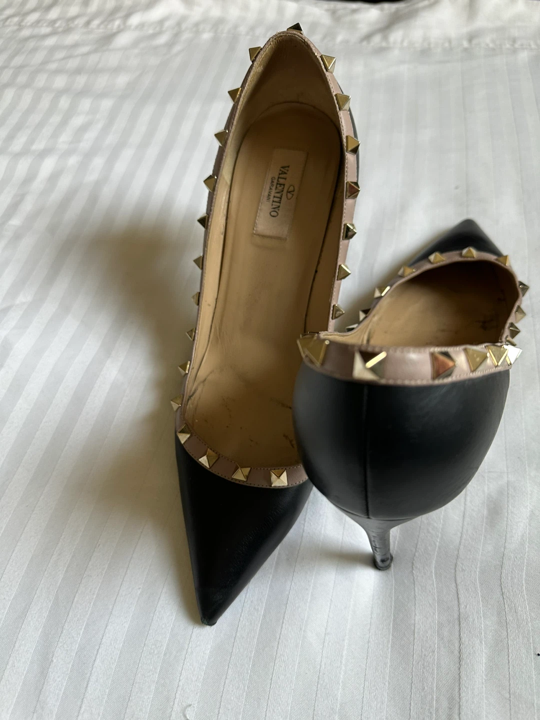 Valentino Garavani Rockstud Heels Size 41 - photo 2