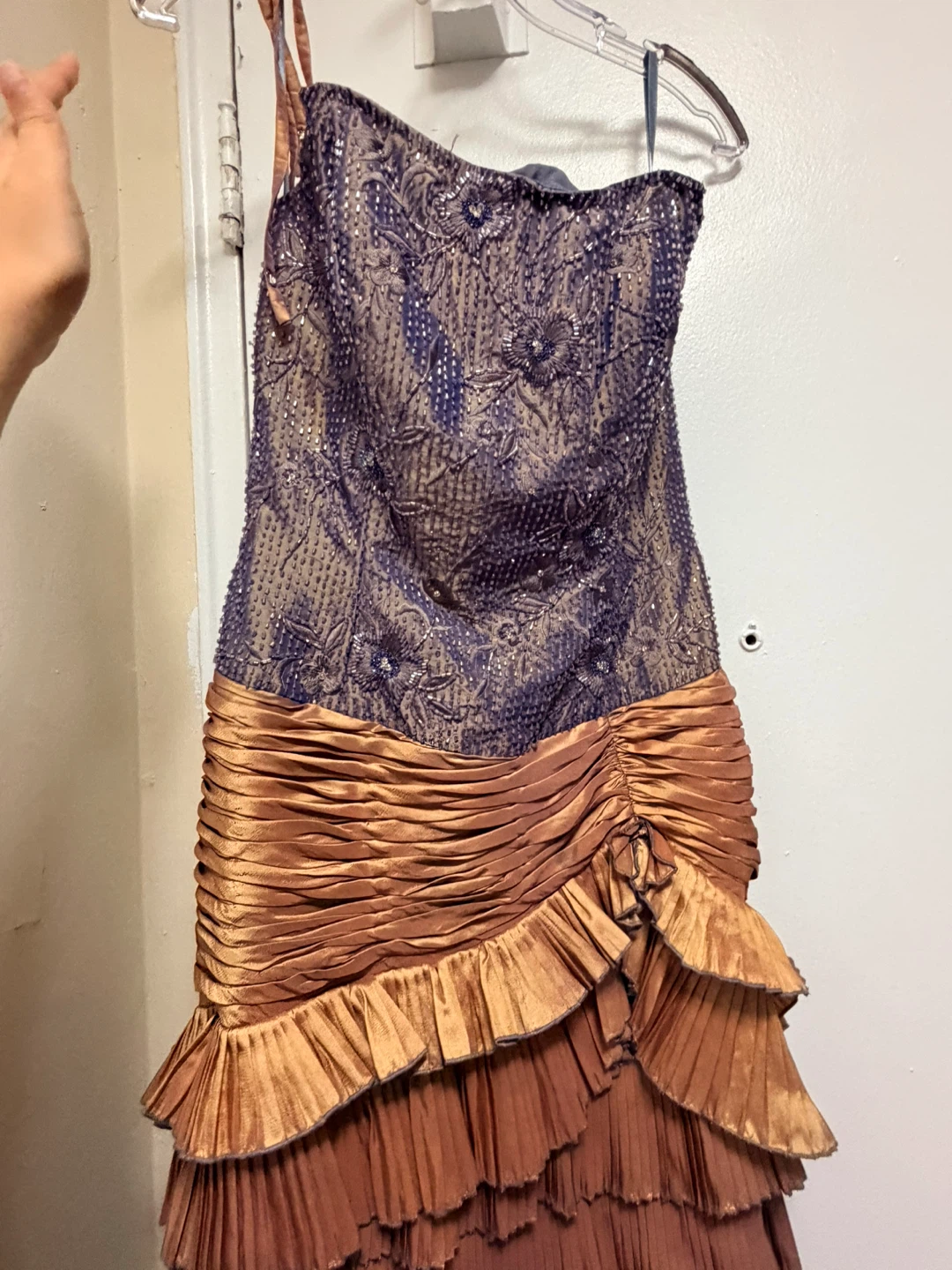 C.M. Couture Women's Dress Size 6 - photo 3
