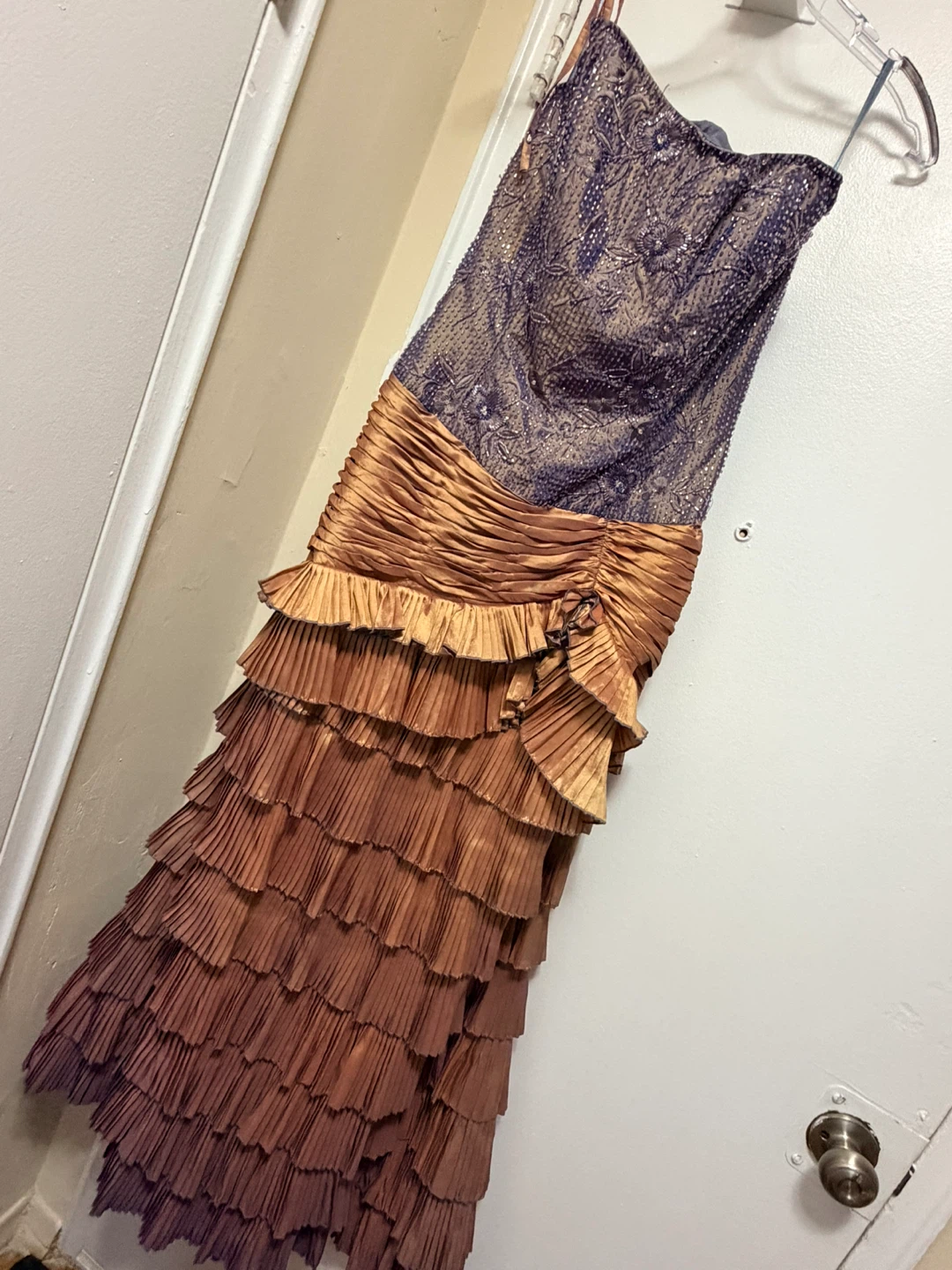 C.M. Couture Women's Dress Size 6 - photo 2