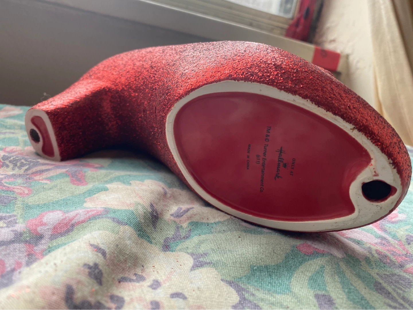 Hallmark Wizard of Oz Ruby Slipper Replica - photo 2