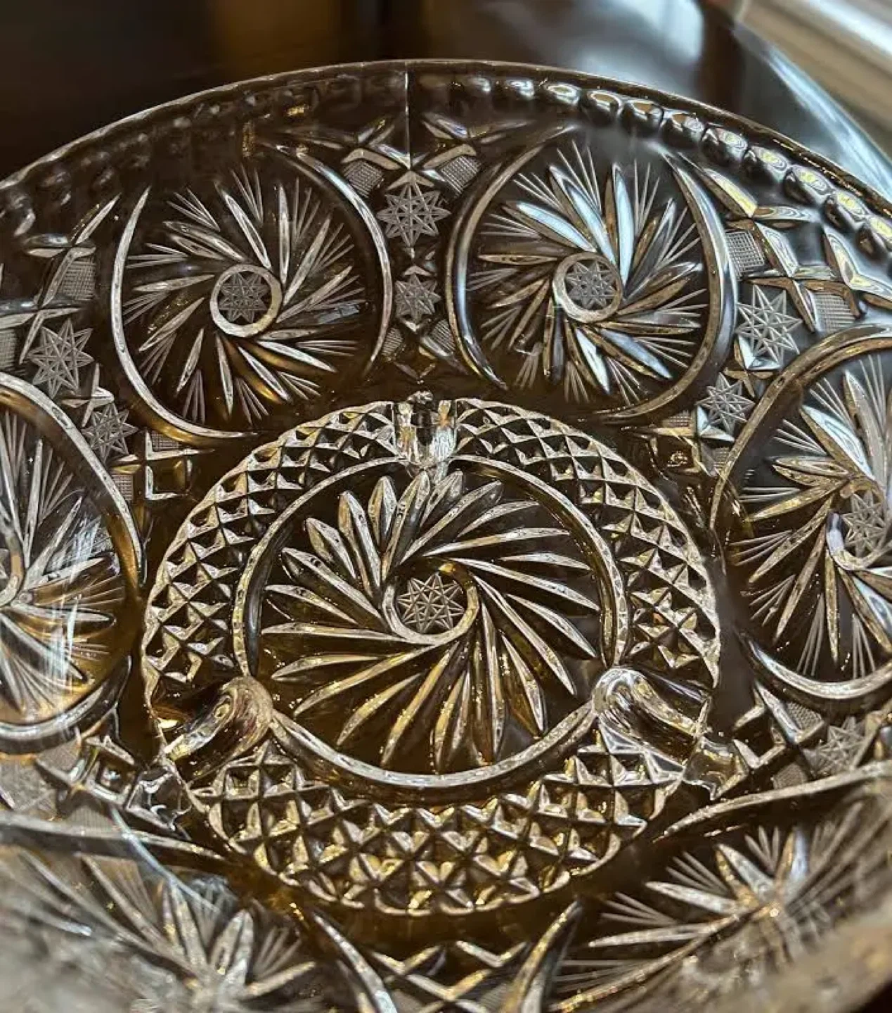 *Moving Sale* Pinwheel 8.5 footed Glass bowl with star patterns - photo 3