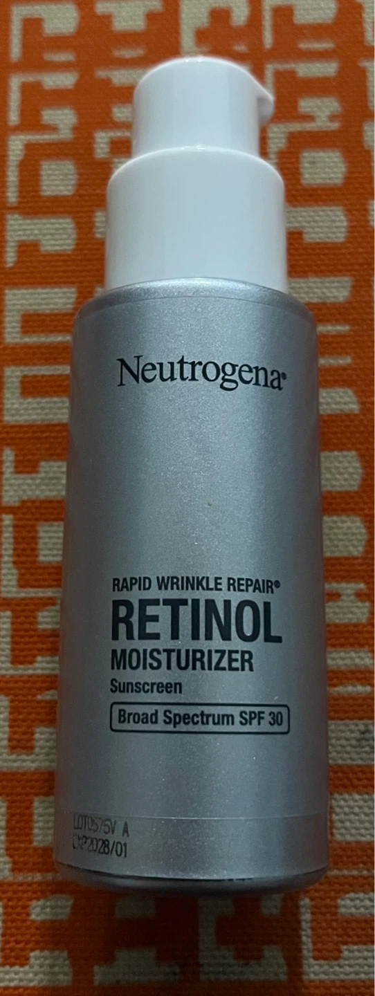 Neutrogena Rapid Wrinkle Repair Retinol Moisturizer SPF 30