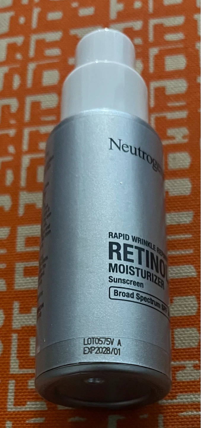 Neutrogena Rapid Wrinkle Repair Retinol Moisturizer SPF 30 - photo 3