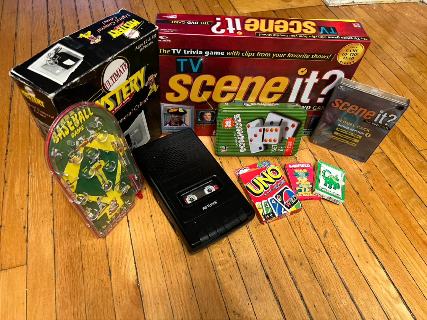 UNO Card Game and Monopoly Pizza Game Bundle - photo 3