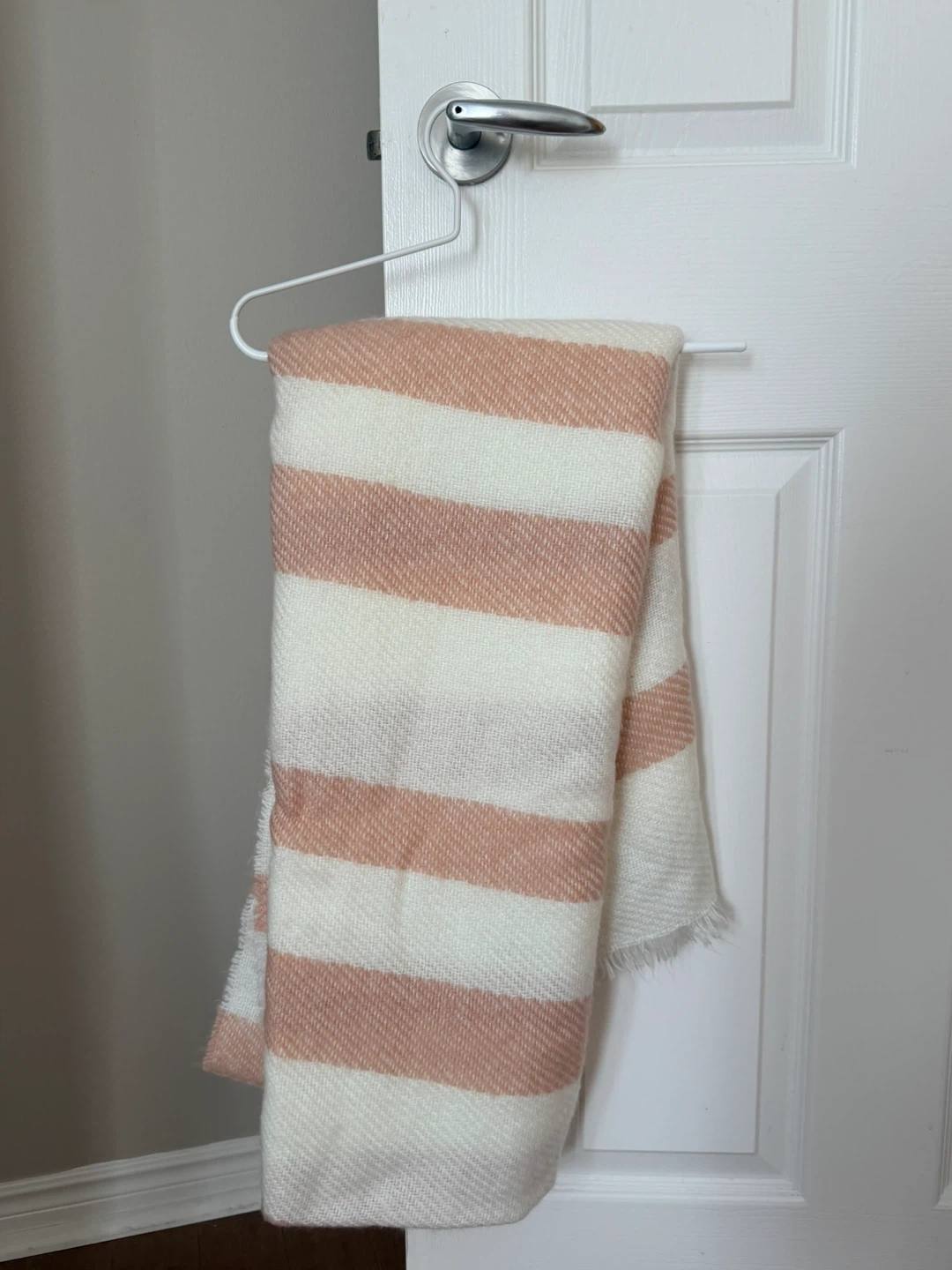 Striped Throw Blanket - Pink and White