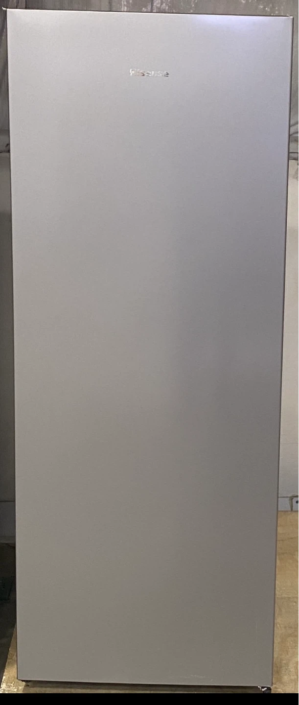 Compact 6 ft.³ Standup Freezer
