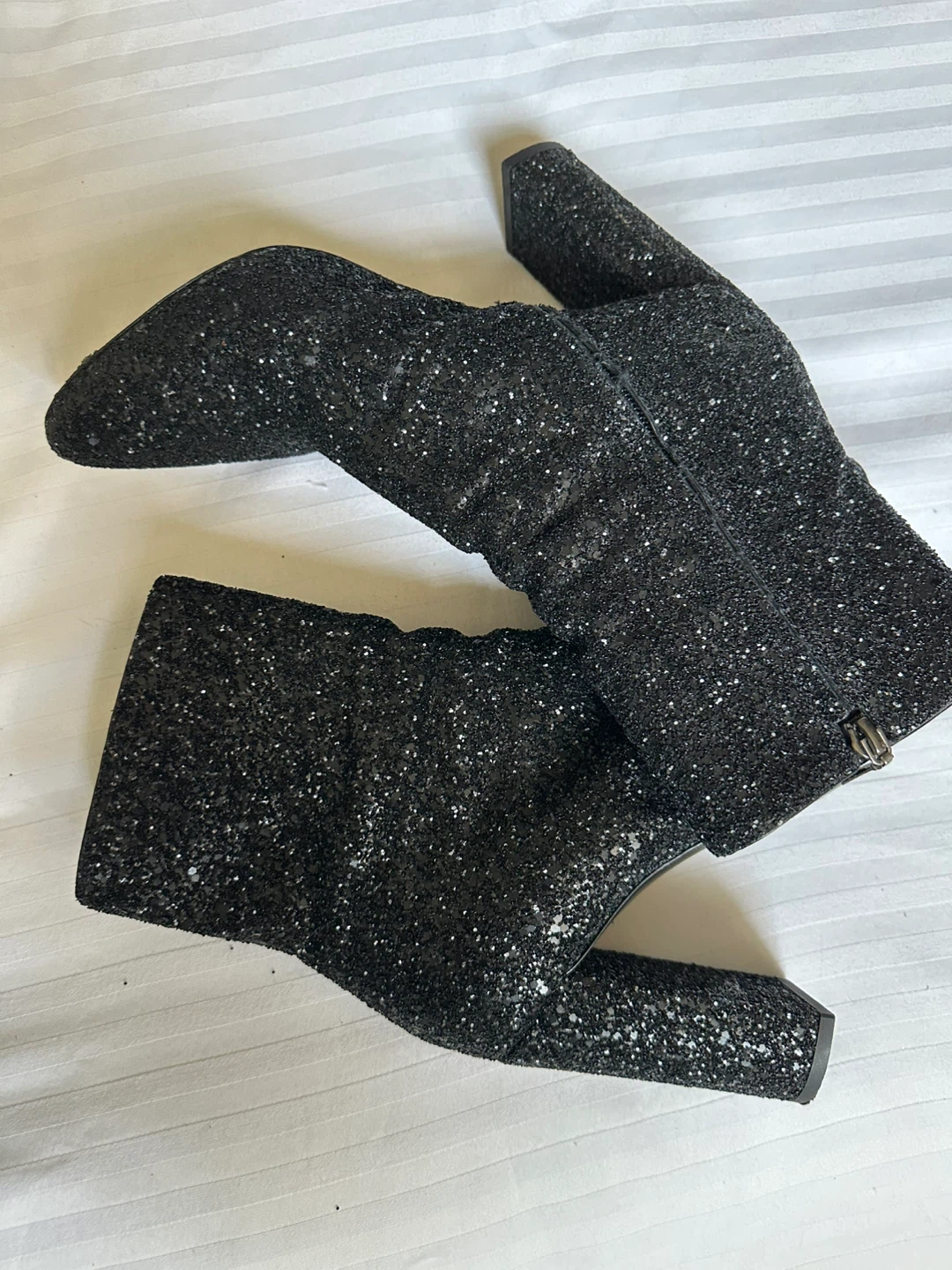Saint Laurent Black Glitter Ankle Boots Size 41 - photo 4
