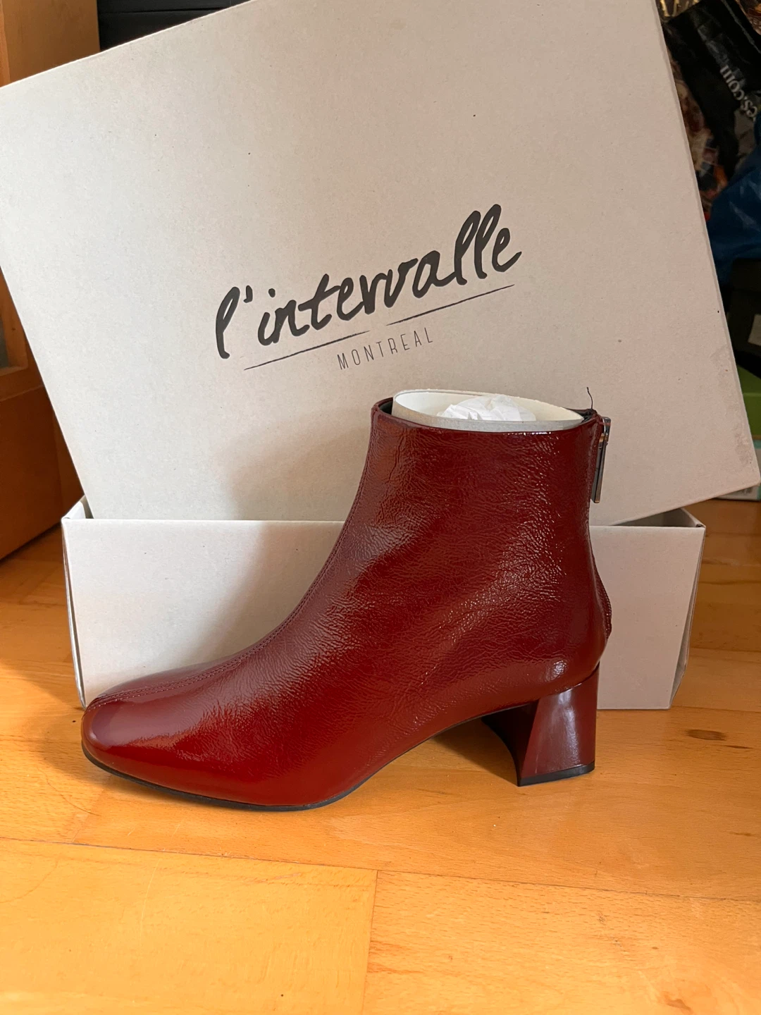 NEW size 37  Burgundy Patent Leather Ankle Boots - photo 2