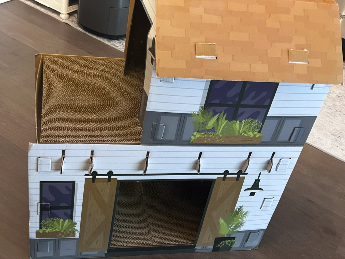 Like NeW Cardboard Cat Scratcher House - photo 3