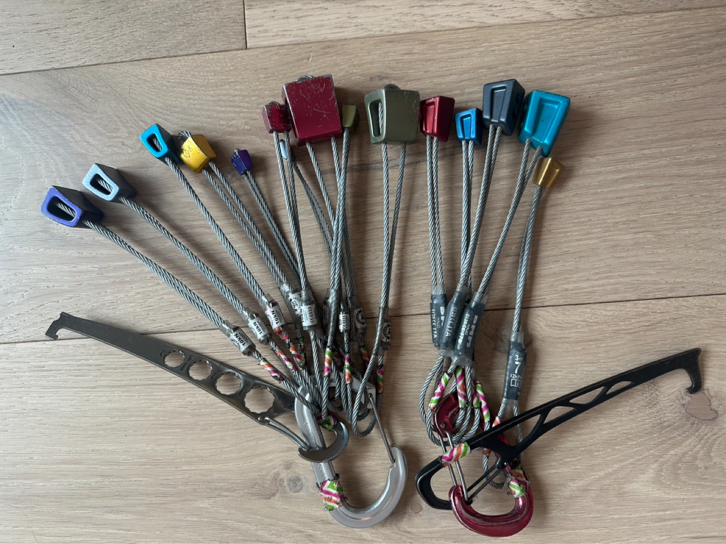 Black Diamond Trad Rack (Barely used) - photo 5