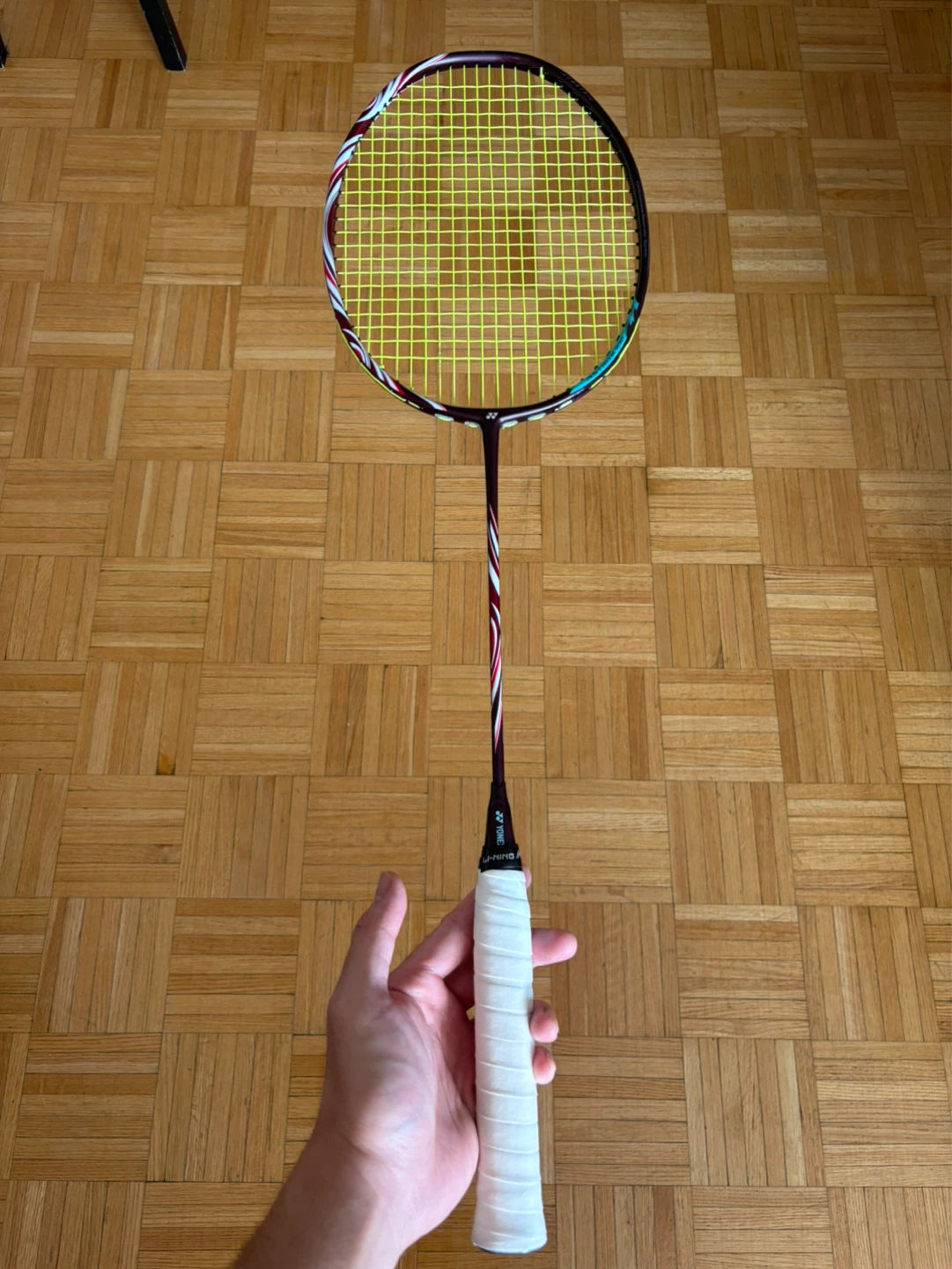 Yonex 100zz Kurenai