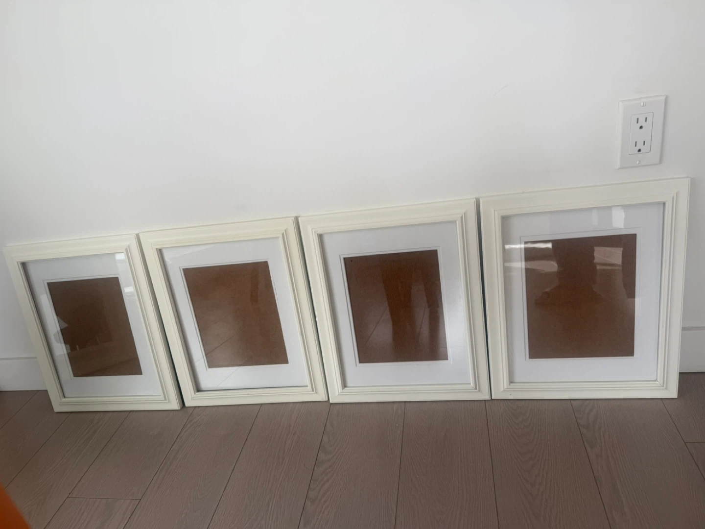 Set of 4 White Matted Photo Frames - photo 3