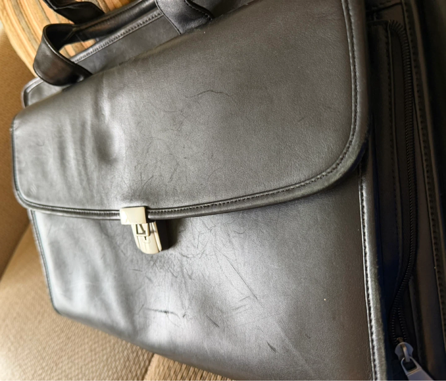 Black leather briefcase/laptop bag - photo 2