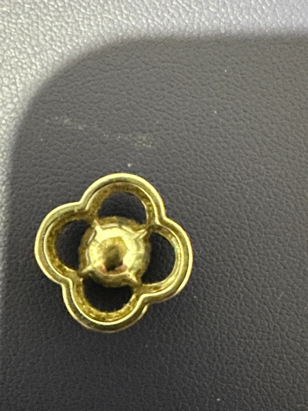 Silver tone clover charm with amber-coloured stone - photo 2