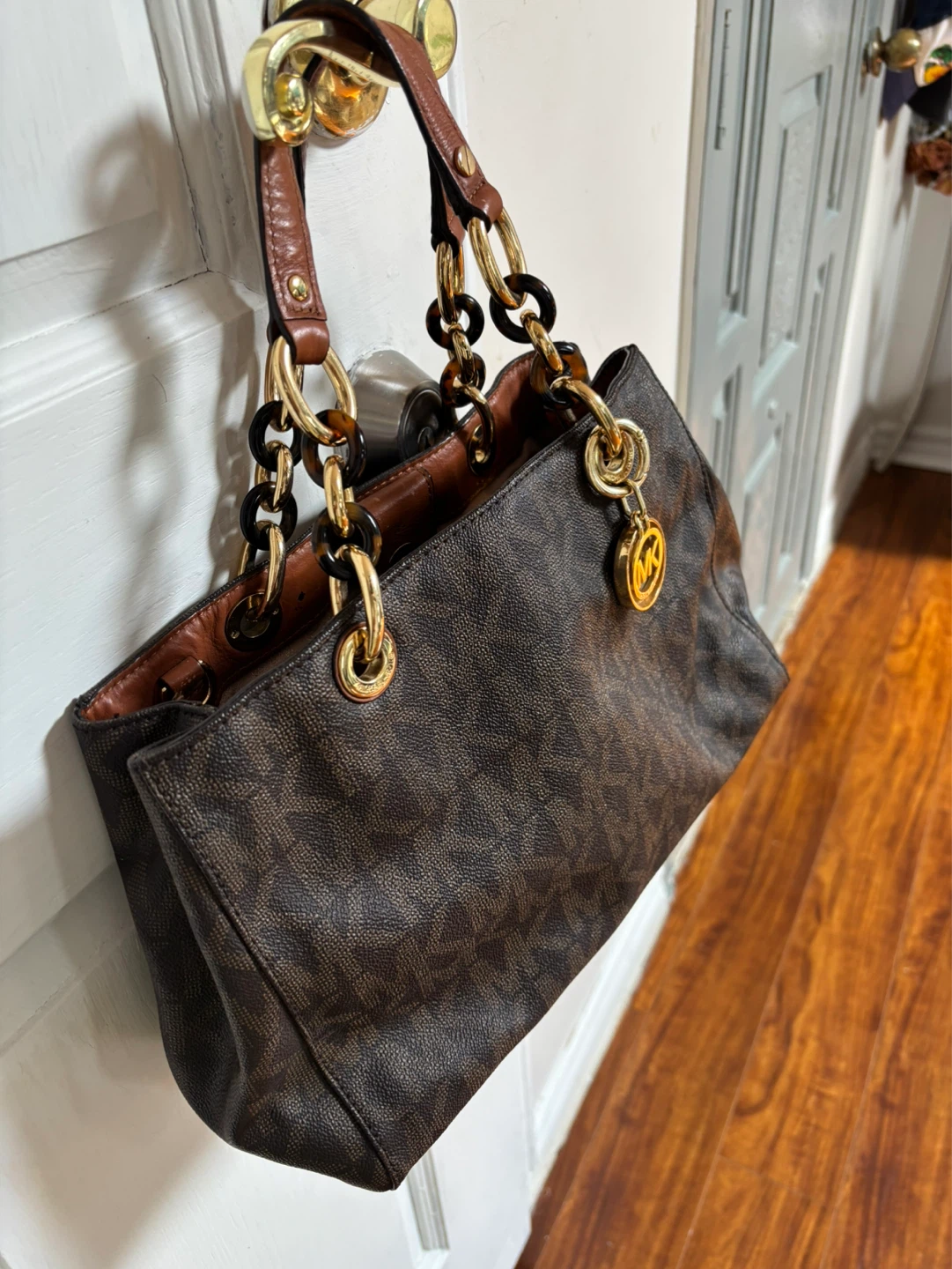 Michael Kors Monogram Tote Bag - photo 4