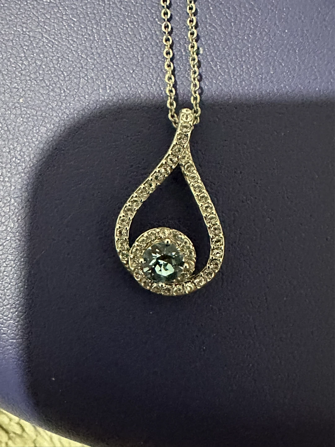 Teardrop Pendant Necklace and Matching Earrings Set - photo 3