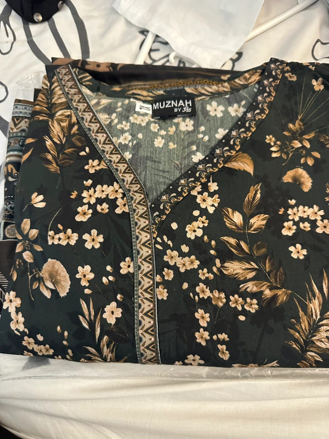 3 piece dhanak suit in Xl - photo 2