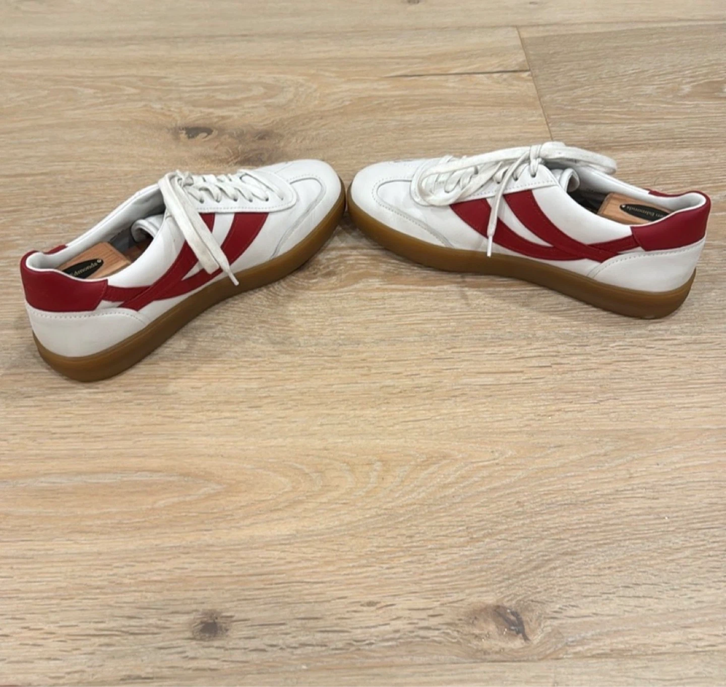 Vince White and Red Leather Sneakers - photo 2