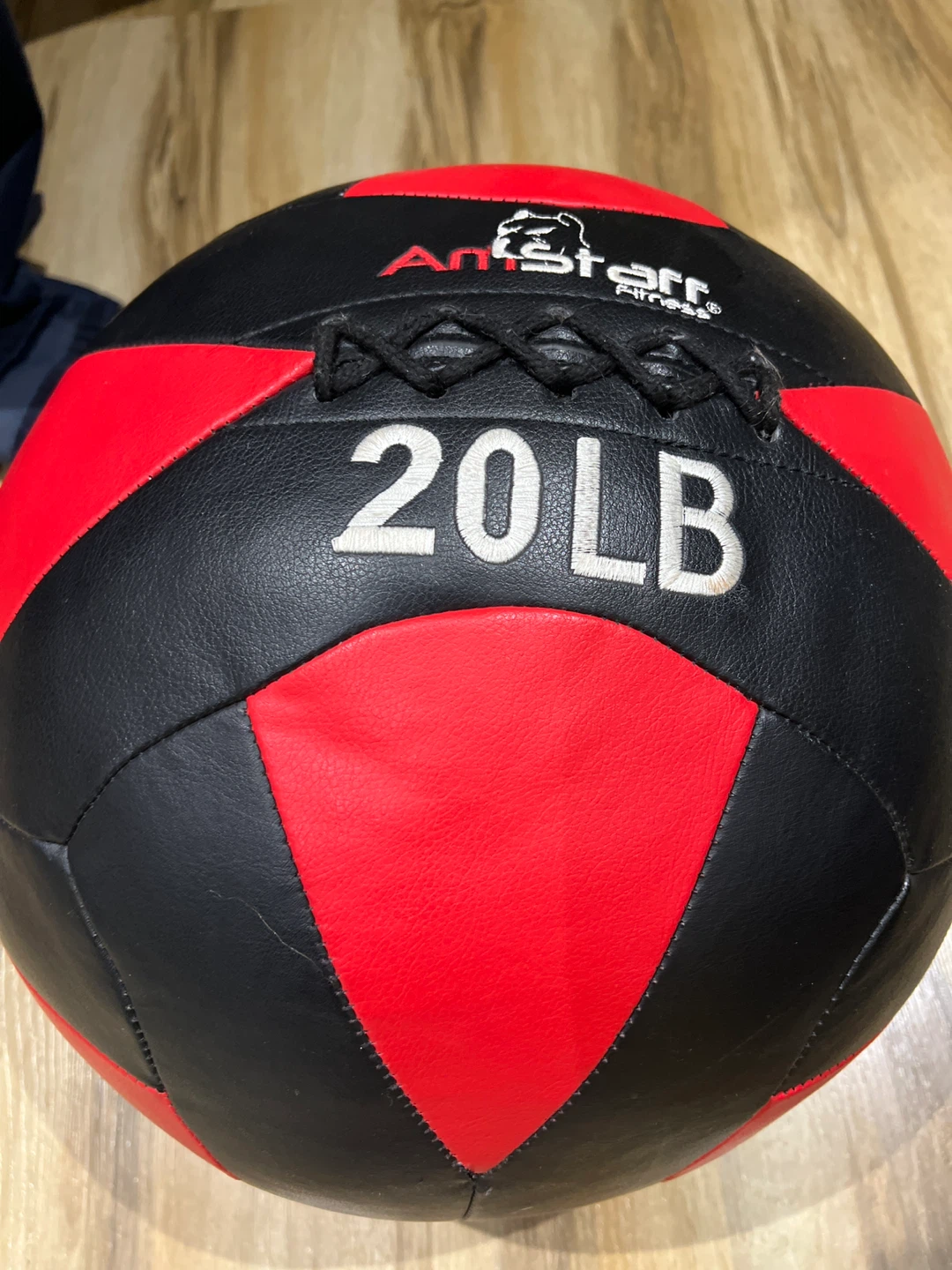 Antara Fitness 20LB Wall Ball