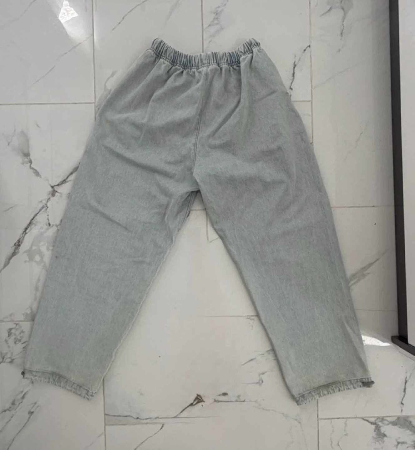 Fear of God Essentials Relaxed Pants Light Washed Denim XS - photo 2